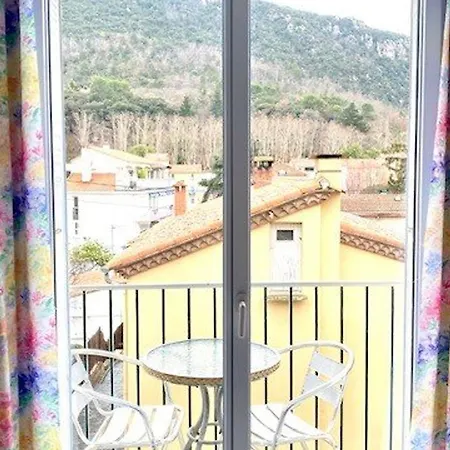 Apartment Spacieux F2 Ensoleille De 62m², Climatise, Balcon, Parking, Proche Cures Et Centre, Animaux Acceptes - Fr-1-703-121 *
